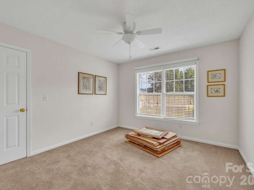 21 Sunberry Trail, Fletcher, NC 28732.  MLS# CAR4428651, YatesRealty ID 53395. 