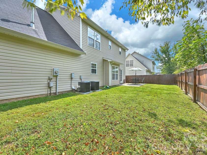 21 Sunberry Trail, Fletcher, NC 28732.  MLS# CAR4428651, YatesRealty ID 53395. 
