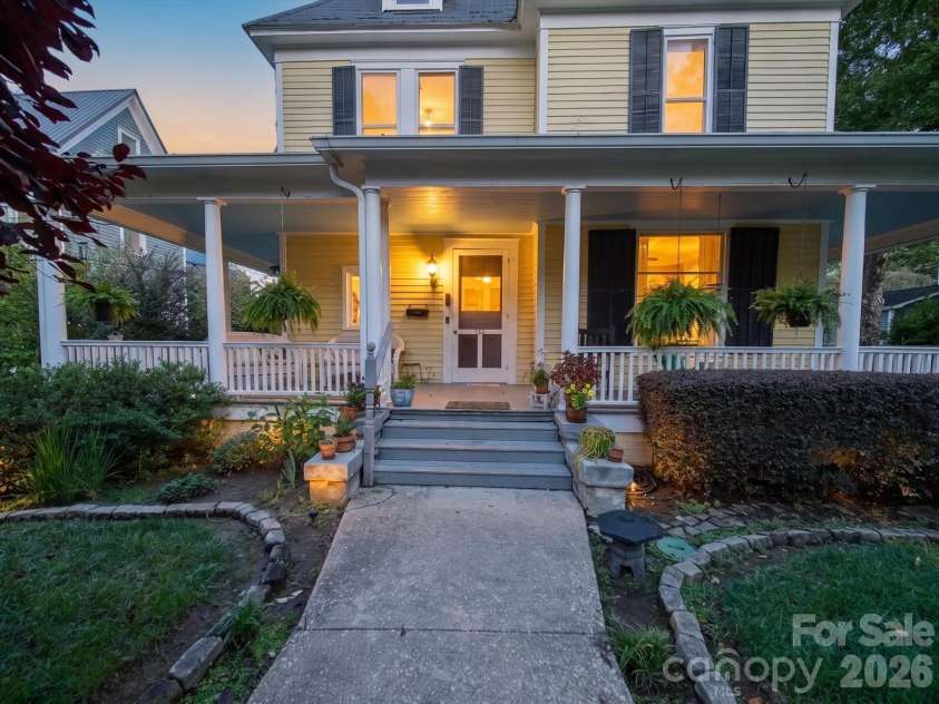 226 Ellis Street, Salisbury, NC 28144.  MLS# CAR4428996, YatesRealty ID 53399. 