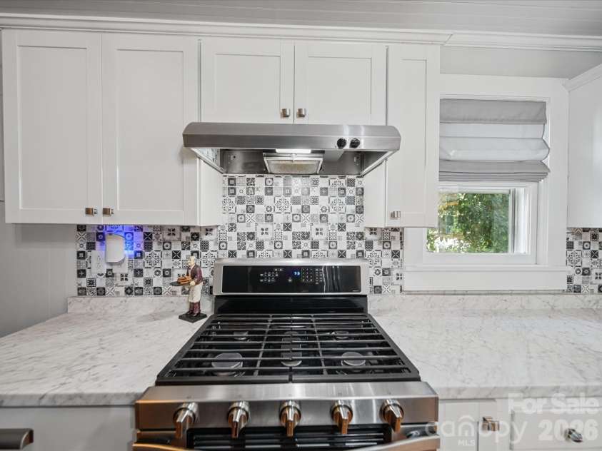 226 Ellis Street, Salisbury, NC 28144.  MLS# CAR4428996, YatesRealty ID 53399. 