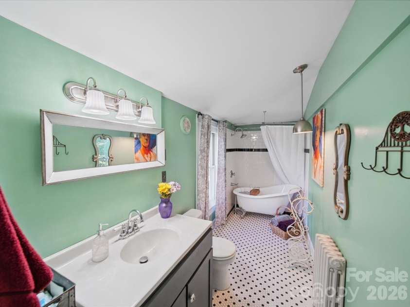 226 Ellis Street, Salisbury, NC 28144.  MLS# CAR4428996, YatesRealty ID 53399. 