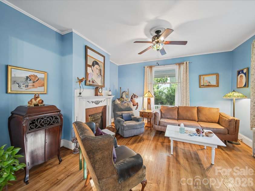 226 Ellis Street, Salisbury, NC 28144.  MLS# CAR4428996, YatesRealty ID 53399. Living Room