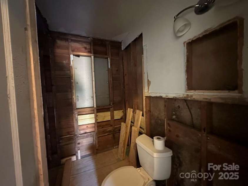 112 Elliott Street, Fort Mill, SC 29715.  MLS# CAR4327755, YatesRealty ID 534. 