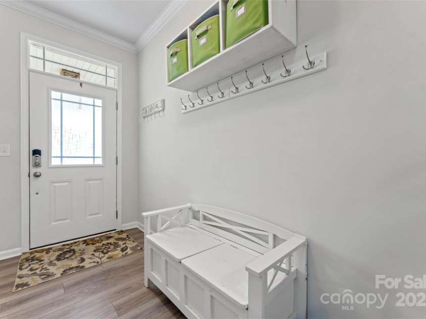 18518 Lahaina Lane, Charlotte, NC 28278.  MLS# CAR4239324, YatesRealty ID 5340. 