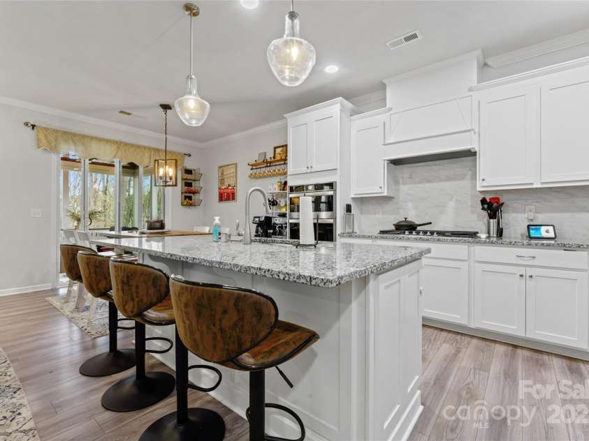 18518 Lahaina Lane, Charlotte, NC 28278.  MLS# CAR4239324, YatesRealty ID 5340. 