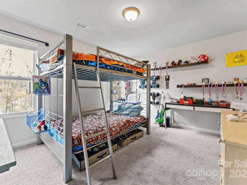 18518 Lahaina Lane, Charlotte, NC 28278.  MLS# CAR4239324, YatesRealty ID 5340. 