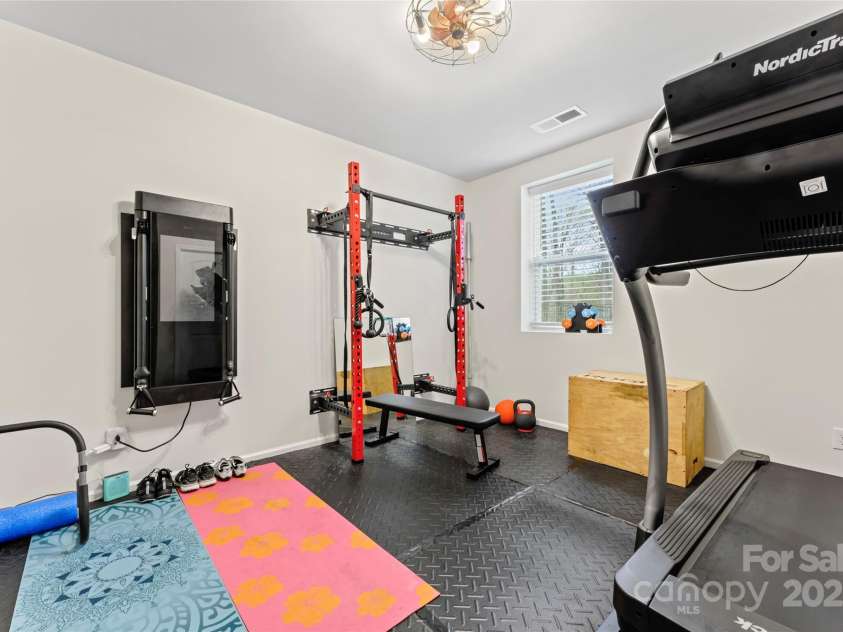 18518 Lahaina Lane, Charlotte, NC 28278.  MLS# CAR4239324, YatesRealty ID 5340. 