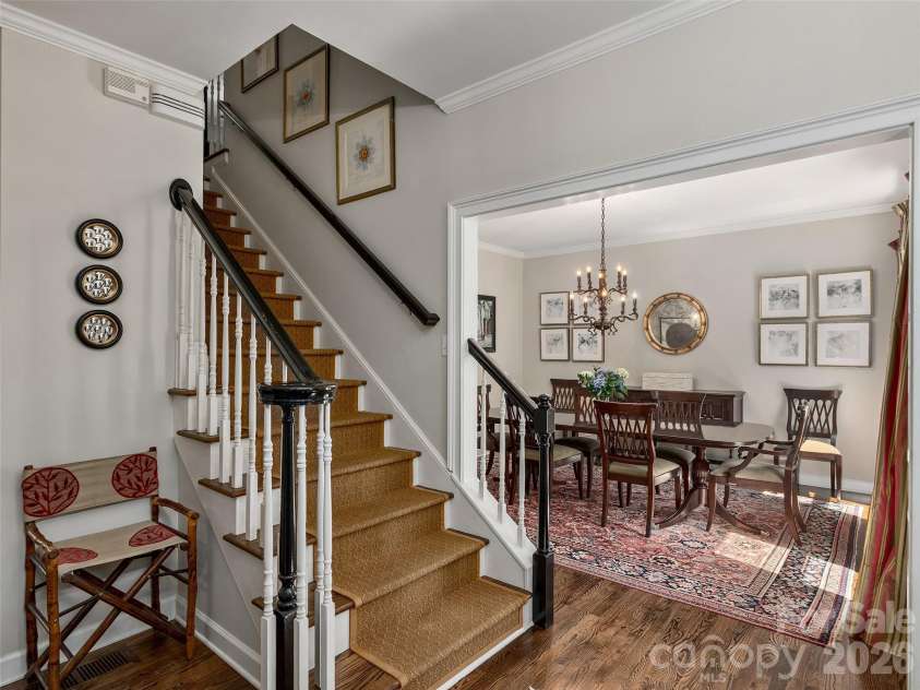306 Red Fox Circle, Asheville, NC 28803.  MLS# CAR4425979, YatesRealty ID 53403. 