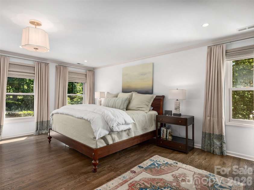 306 Red Fox Circle, Asheville, NC 28803.  MLS# CAR4425979, YatesRealty ID 53403. 