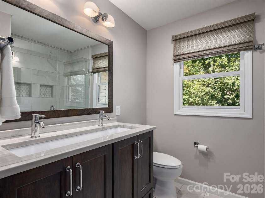 306 Red Fox Circle, Asheville, NC 28803.  MLS# CAR4425979, YatesRealty ID 53403. 
