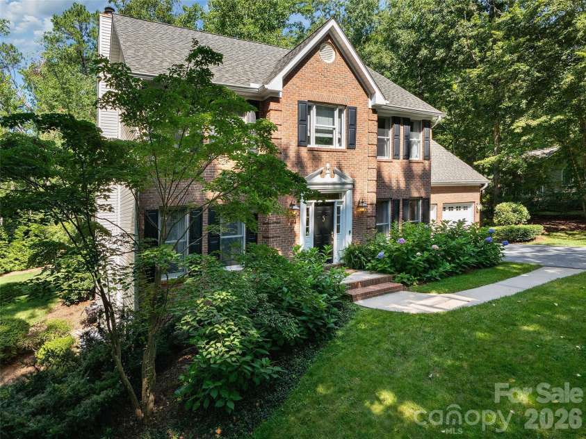 306 Red Fox Circle, Asheville, NC 28803.  MLS# CAR4425979, YatesRealty ID 53403. 