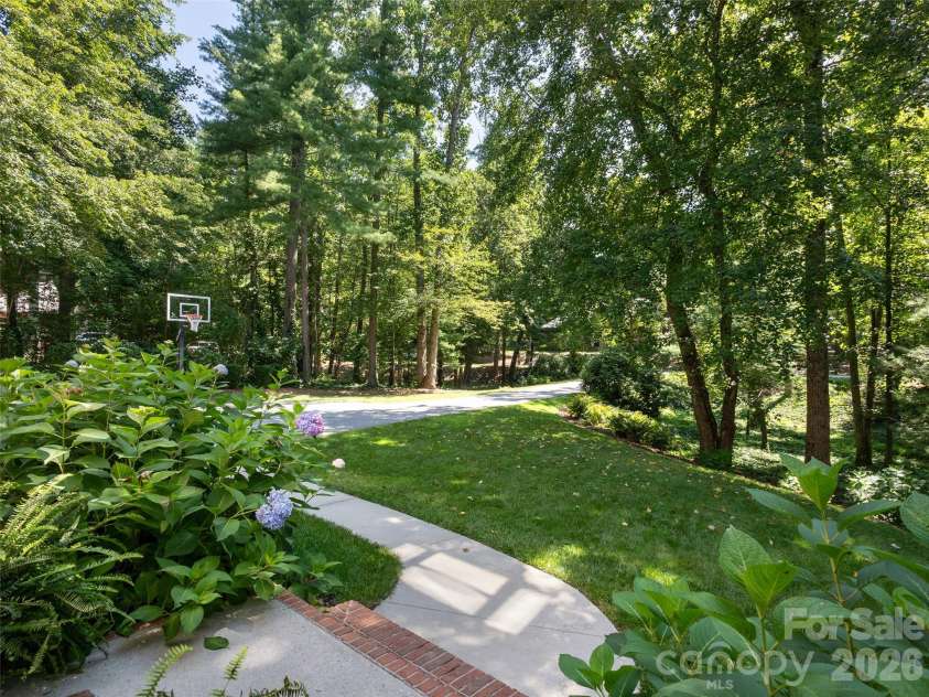 306 Red Fox Circle, Asheville, NC 28803.  MLS# CAR4425979, YatesRealty ID 53403. 