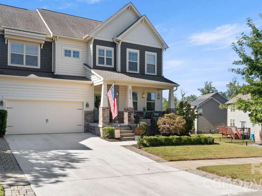 2514 Richland Balsam Drive, Fort Mill, SC 29715.  MLS# CAR4429043, YatesRealty ID 53407. 