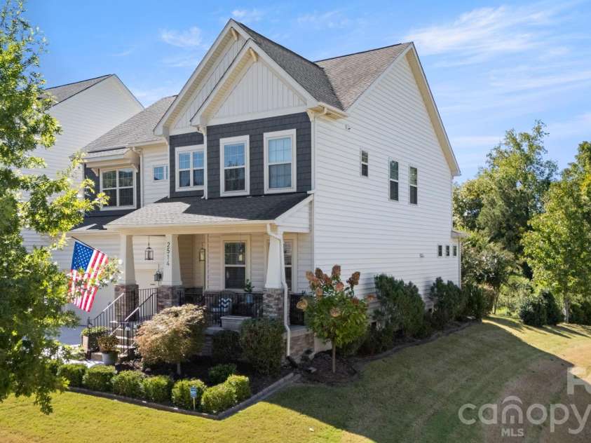 2514 Richland Balsam Drive, Fort Mill, SC 29715.  MLS# CAR4429043, YatesRealty ID 53407. 