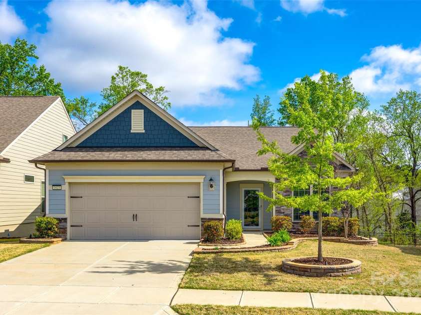 1625 Carolina Orchards Boulevard, Fort Mill, SC 29715.  MLS# CAR4242570, YatesRealty ID 5341. 