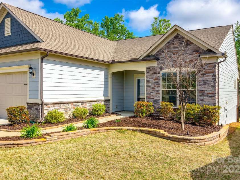 1625 Carolina Orchards Boulevard, Fort Mill, SC 29715.  MLS# CAR4242570, YatesRealty ID 5341. 