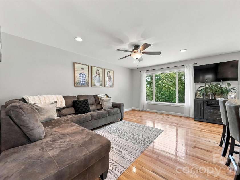 2094 South Fork Drive, Morganton, NC 28655.  MLS# CAR4428817, YatesRealty ID 53410. 
