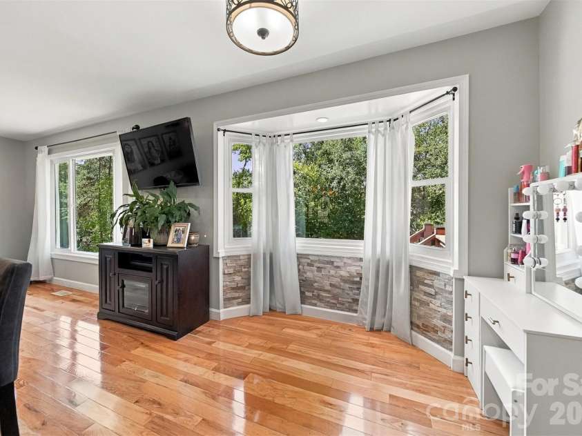 2094 South Fork Drive, Morganton, NC 28655.  MLS# CAR4428817, YatesRealty ID 53410. 