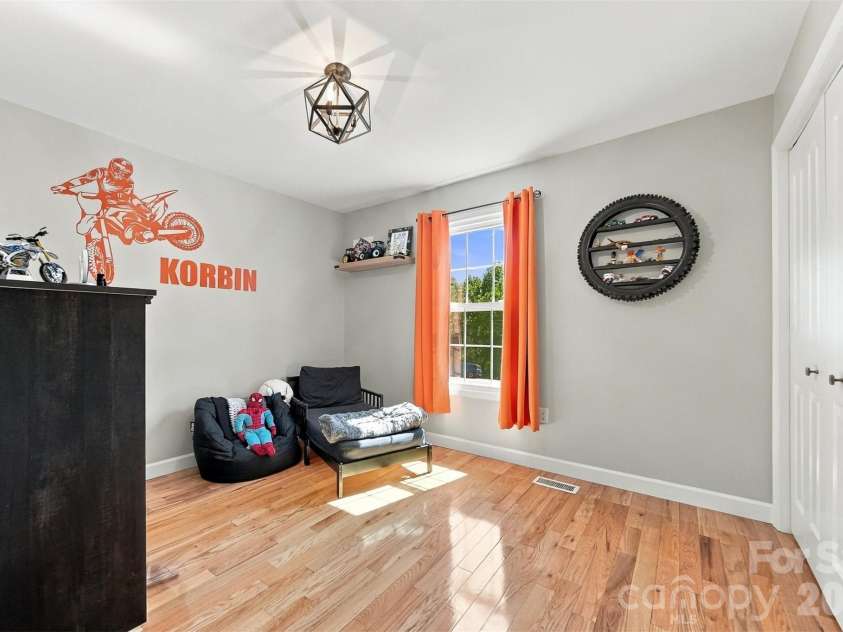 2094 South Fork Drive, Morganton, NC 28655.  MLS# CAR4428817, YatesRealty ID 53410. Bedroom 3