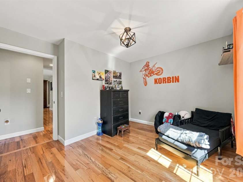 2094 South Fork Drive, Morganton, NC 28655.  MLS# CAR4428817, YatesRealty ID 53410. Bedroom 3