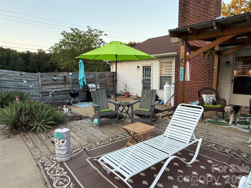 110 Red Oak Lane, Salisbury, NC 28146.  MLS# CAR4429008, YatesRealty ID 53412. Deck 2