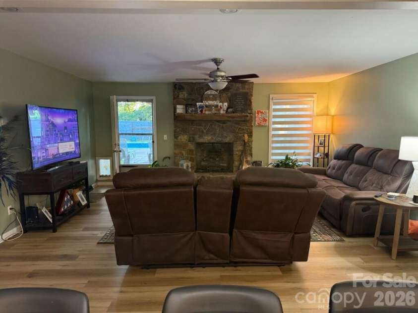 110 Red Oak Lane, Salisbury, NC 28146.  MLS# CAR4429008, YatesRealty ID 53412. Greatroom