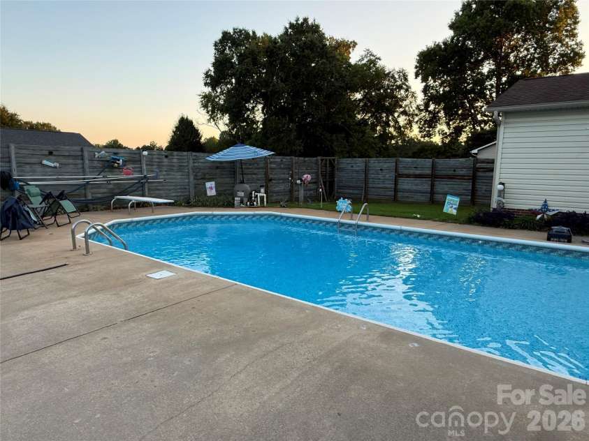 110 Red Oak Lane, Salisbury, NC 28146.  MLS# CAR4429008, YatesRealty ID 53412. Pool