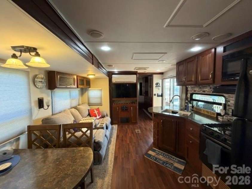 325 Mount View Lane, New London, NC 28127.  MLS# CAR4429063, YatesRealty ID 53414. 