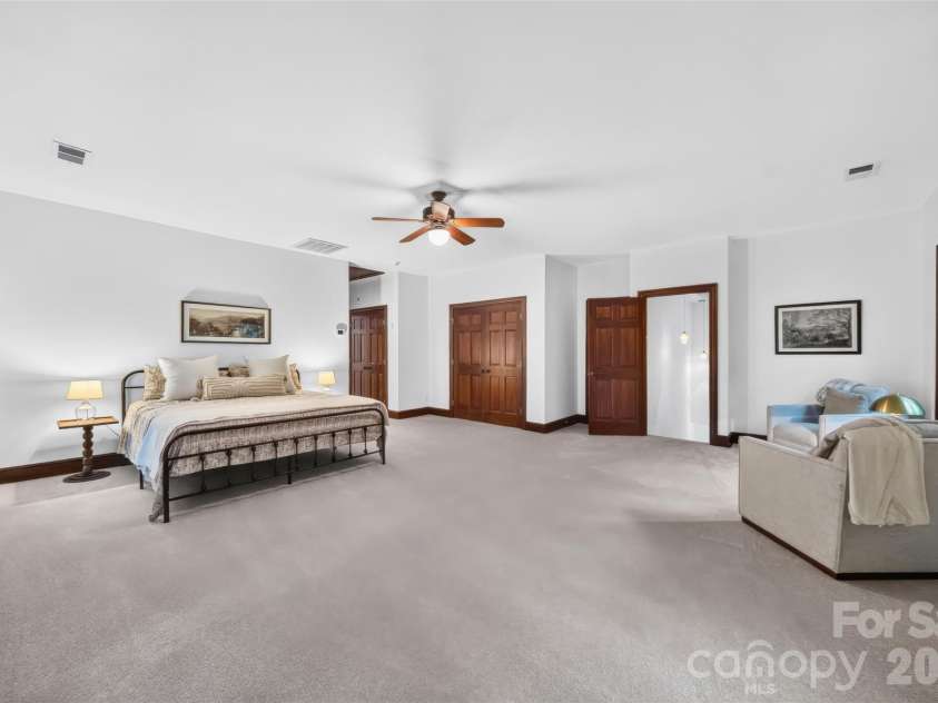 8619 Cedar Knoll Drive, Waxhaw, NC 28173.  MLS# CAR4424655, YatesRealty ID 53415. 
