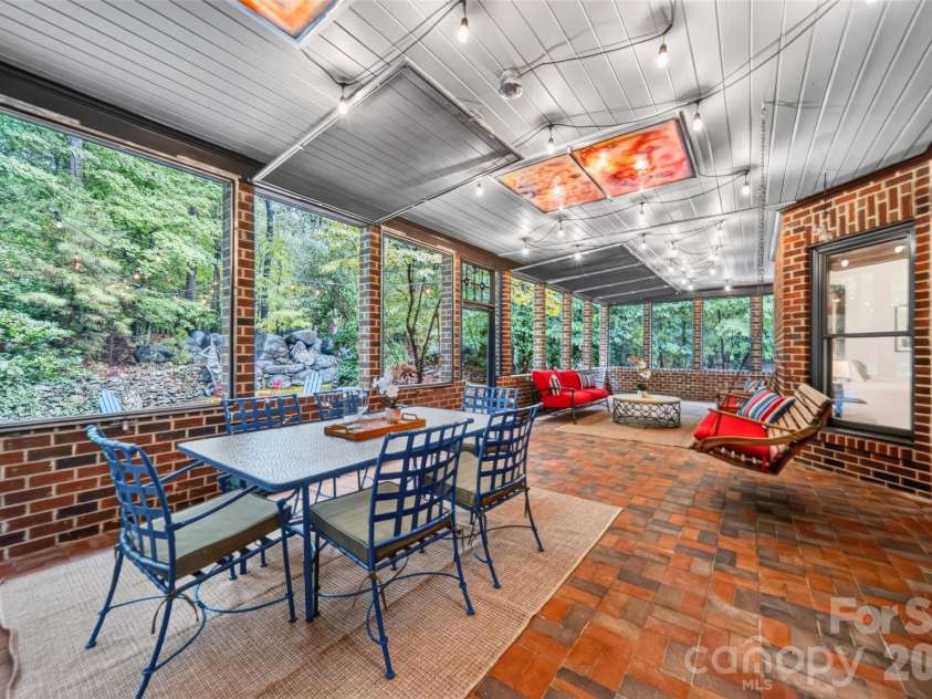 8619 Cedar Knoll Drive, Waxhaw, NC 28173.  MLS# CAR4424655, YatesRealty ID 53415. 