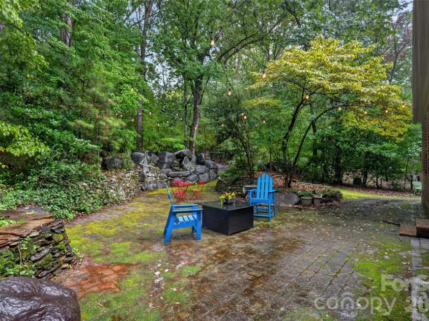 8619 Cedar Knoll Drive, Waxhaw, NC 28173.  MLS# CAR4424655, YatesRealty ID 53415. 