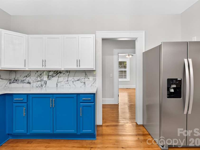 406 Market Street, Lancaster, SC 29720.  MLS# CAR4421298, YatesRealty ID 53418. 