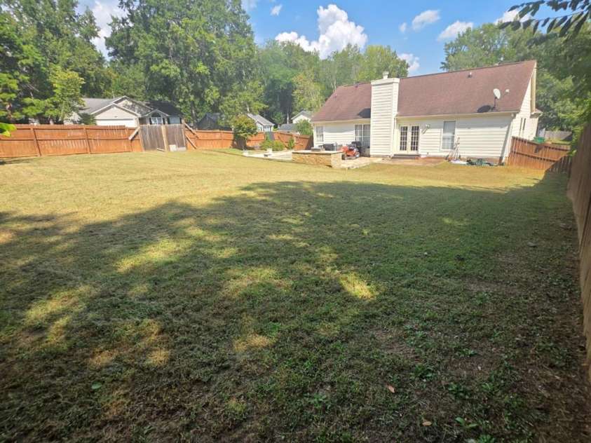 11619 Bowsby Court, Charlotte, NC 28215.  MLS# CAR4425781, YatesRealty ID 53420. 