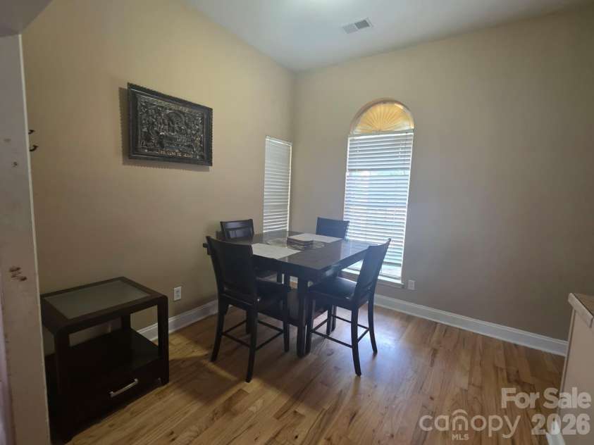 11619 Bowsby Court, Charlotte, NC 28215.  MLS# CAR4425781, YatesRealty ID 53420. 