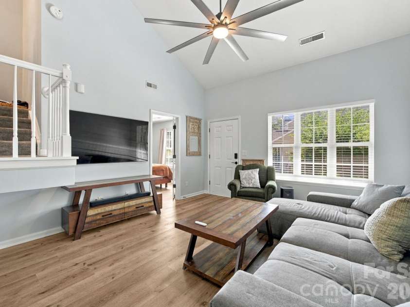 931 Par One Court, Fort Mill, SC 29715.  MLS# CAR4425840, YatesRealty ID 53421. 