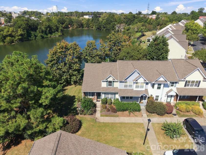 931 Par One Court, Fort Mill, SC 29715.  MLS# CAR4425840, YatesRealty ID 53421. 