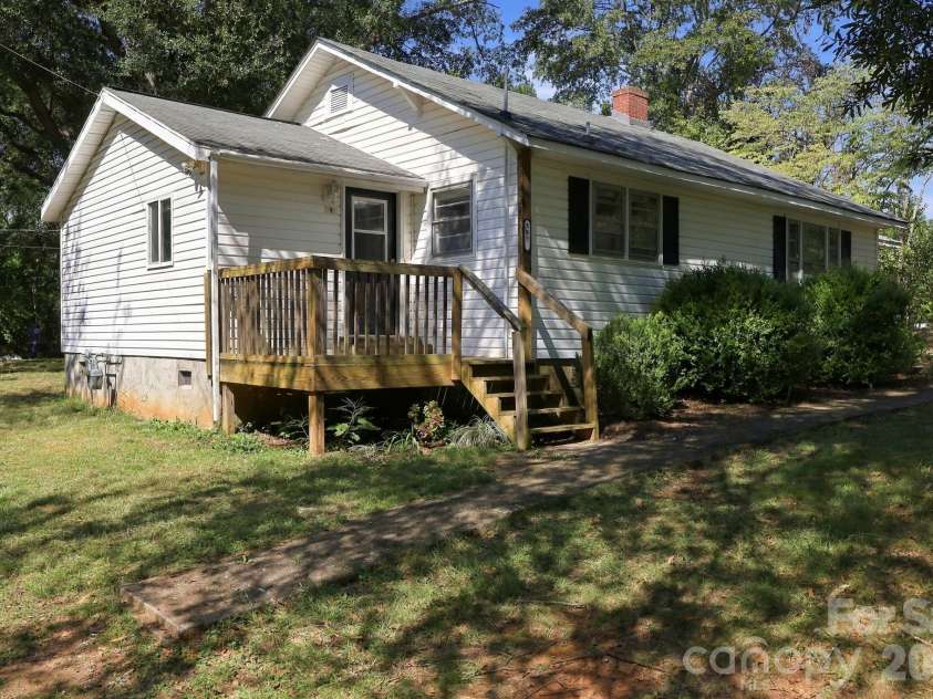 597 Boss Moore Road, Ellenboro, NC 28040.  MLS# CAR4427294, YatesRealty ID 53427. 