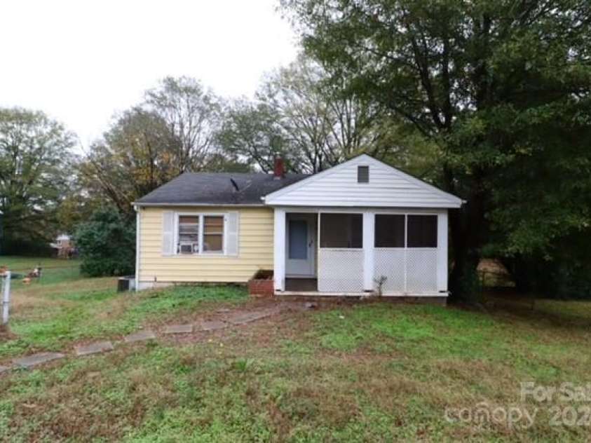 1840 Findlay Street, Gastonia, NC 28052.  MLS# CAR4202313, YatesRealty ID 5343. 