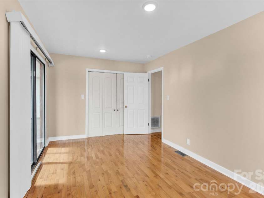 229 Riverhills Drive, Forest City, NC 28043.  MLS# CAR4341560, YatesRealty ID 5343. 