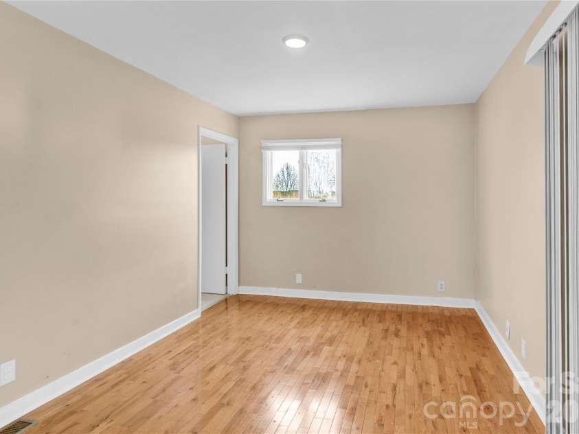 229 Riverhills Drive, Forest City, NC 28043.  MLS# CAR4341560, YatesRealty ID 5343. 