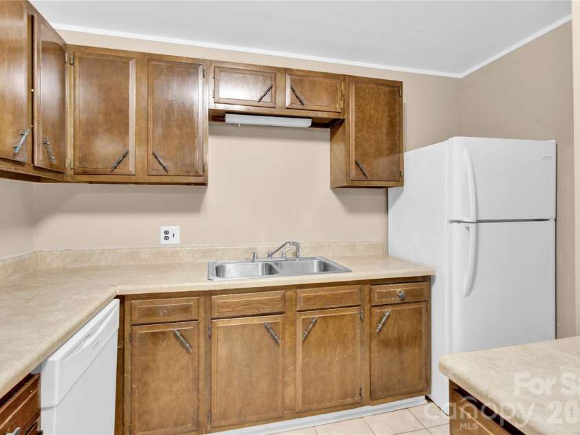 229 Riverhills Drive, Forest City, NC 28043.  MLS# CAR4341560, YatesRealty ID 5343. 
