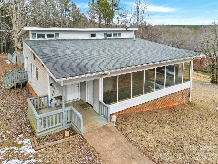 229 Riverhills Drive, Forest City, NC 28043.  MLS# CAR4341560, YatesRealty ID 5343. 