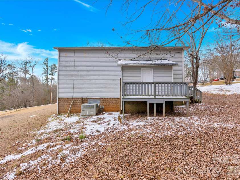229 Riverhills Drive, Forest City, NC 28043.  MLS# CAR4341560, YatesRealty ID 5343. 