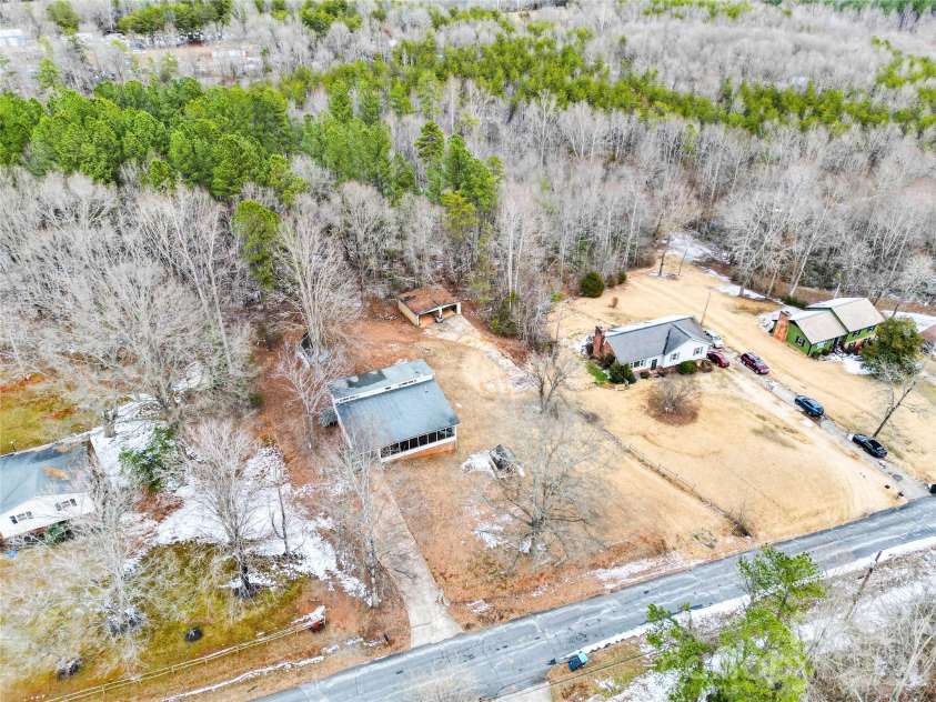 229 Riverhills Drive, Forest City, NC 28043.  MLS# CAR4341560, YatesRealty ID 5343. 