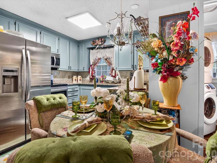 920 Longview Avenue, Kannapolis, NC 28081.  MLS# CAR4428527, YatesRealty ID 53431. 