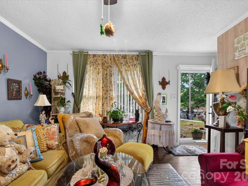 920 Longview Avenue, Kannapolis, NC 28081.  MLS# CAR4428527, YatesRealty ID 53431. 