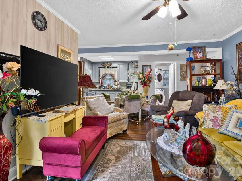 920 Longview Avenue, Kannapolis, NC 28081.  MLS# CAR4428527, YatesRealty ID 53431. 