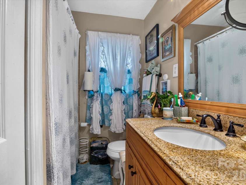920 Longview Avenue, Kannapolis, NC 28081.  MLS# CAR4428527, YatesRealty ID 53431. 