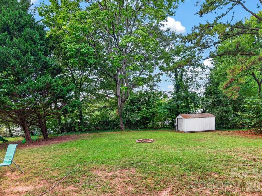920 Longview Avenue, Kannapolis, NC 28081.  MLS# CAR4428527, YatesRealty ID 53431. 