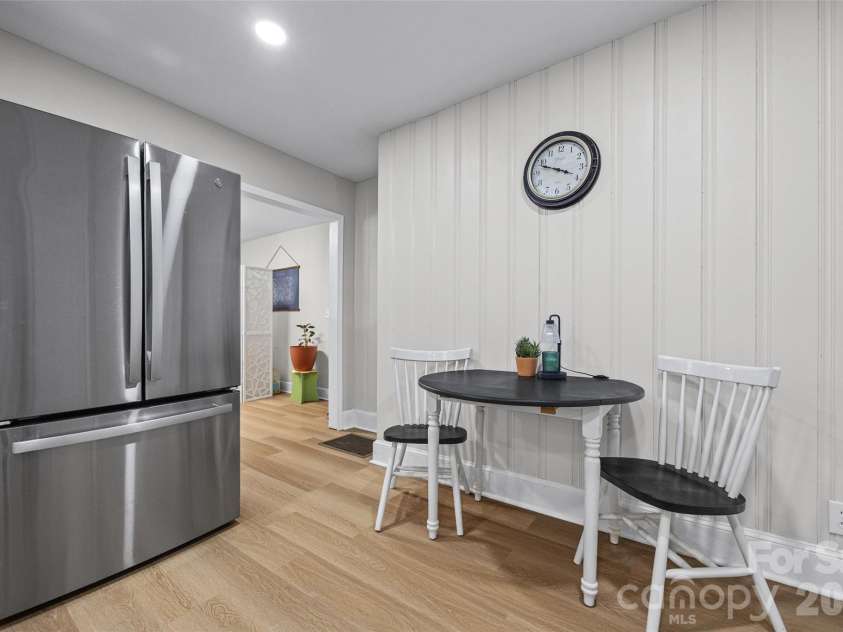 806 Cedar Street, Rock Hill, SC 29730.  MLS# CAR4425463, YatesRealty ID 53433. 